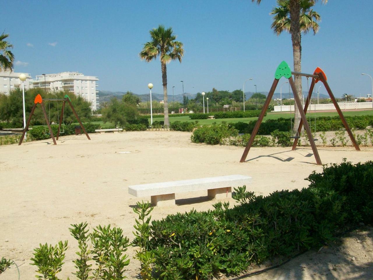 Neptuno Apartamento - Frente A La Playa Daimús Exterior foto